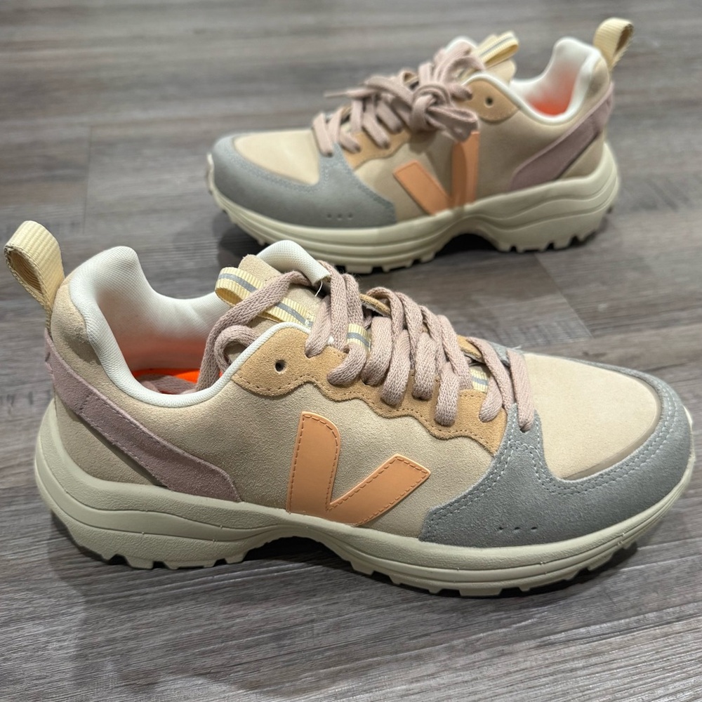 Veja Venturi VC Almond Peach Multicolor Suede Dad Sneakers